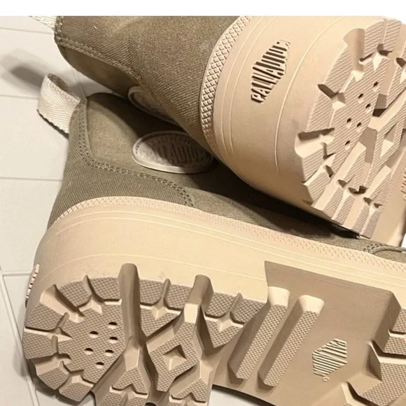 🌿NWT Palladium Women’s Twill Boots - Picture 8 of 8